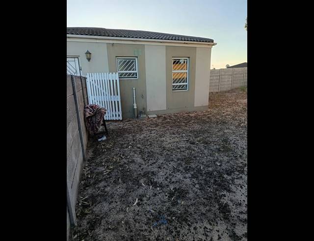 2 BEDROOM HOUSE FOR SALE IN SUNSET GLEN